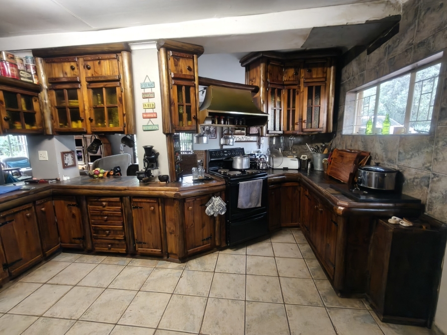 3 Bedroom Property for Sale in Rustenburg Rural North West